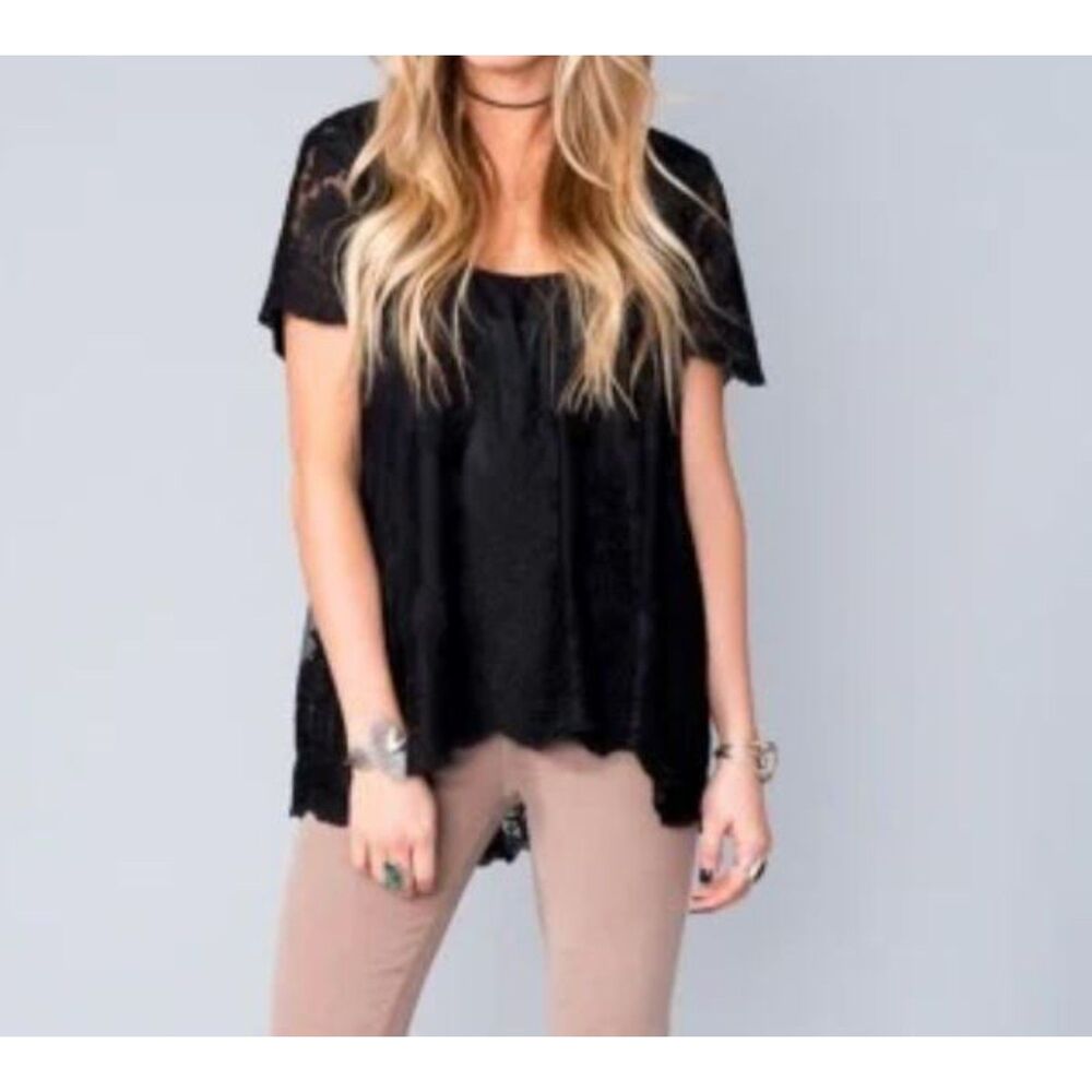NWT Show Me Your Mumu Lola Top Lace Flowy Boho Black Shirt Blouse